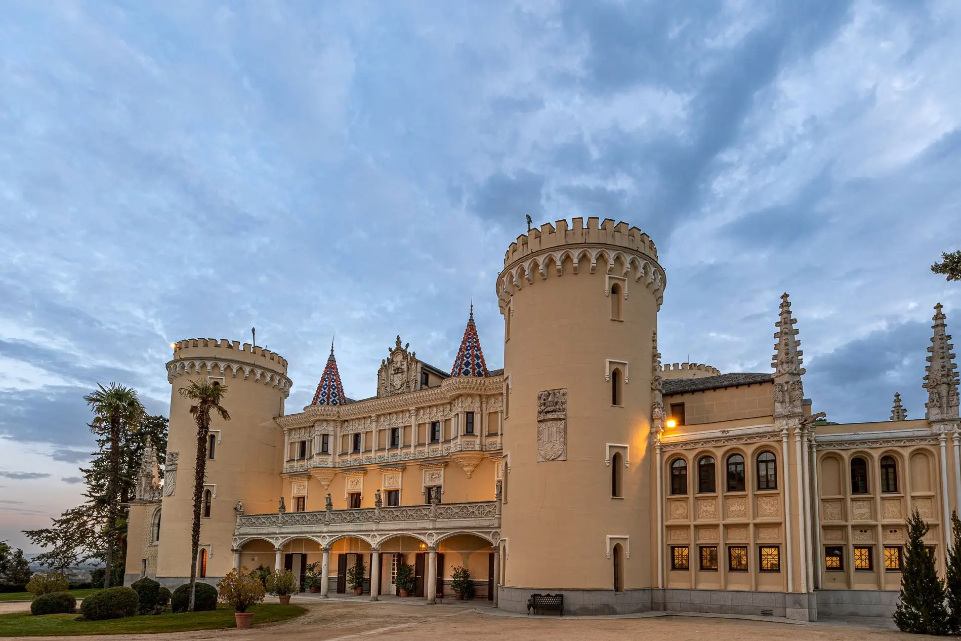 Castillo de Viñuelas - Life Gourmet Catering 1