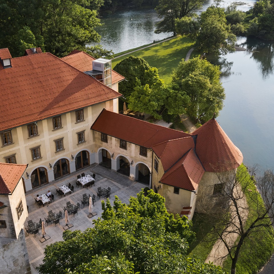 Grad Otočec 2