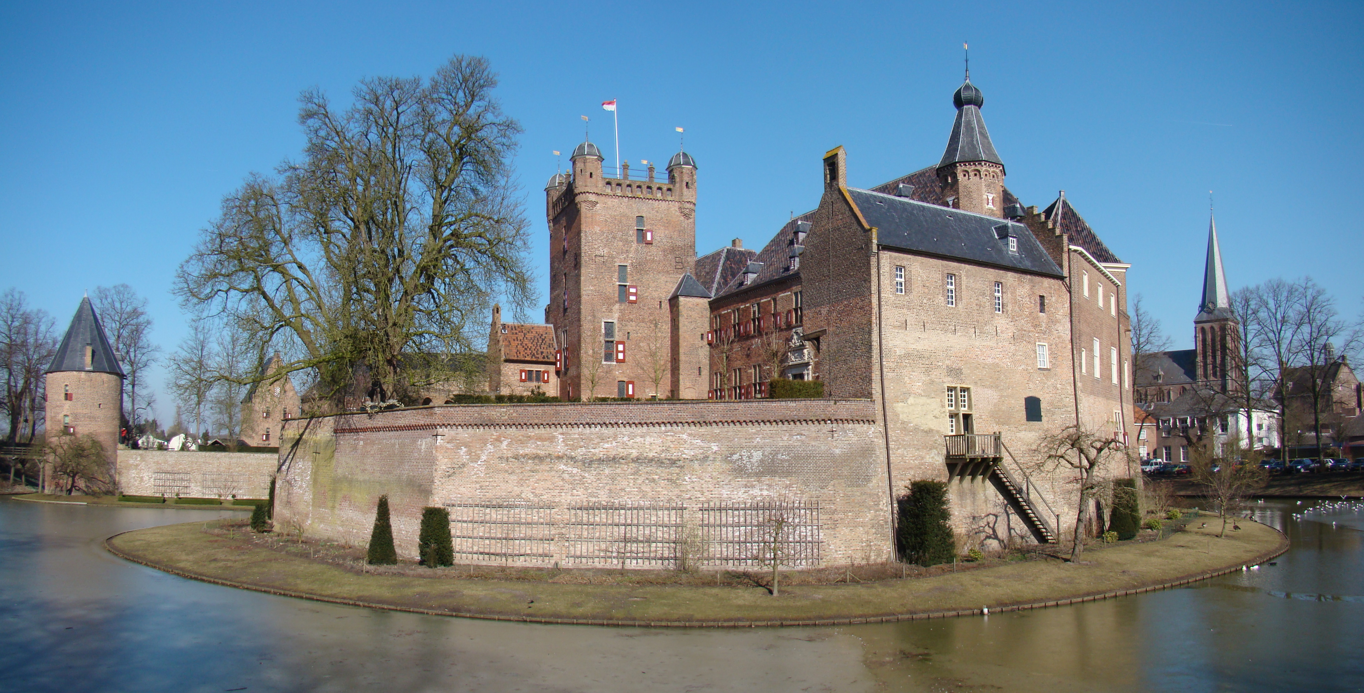 Kasteel Huis Bergh 1