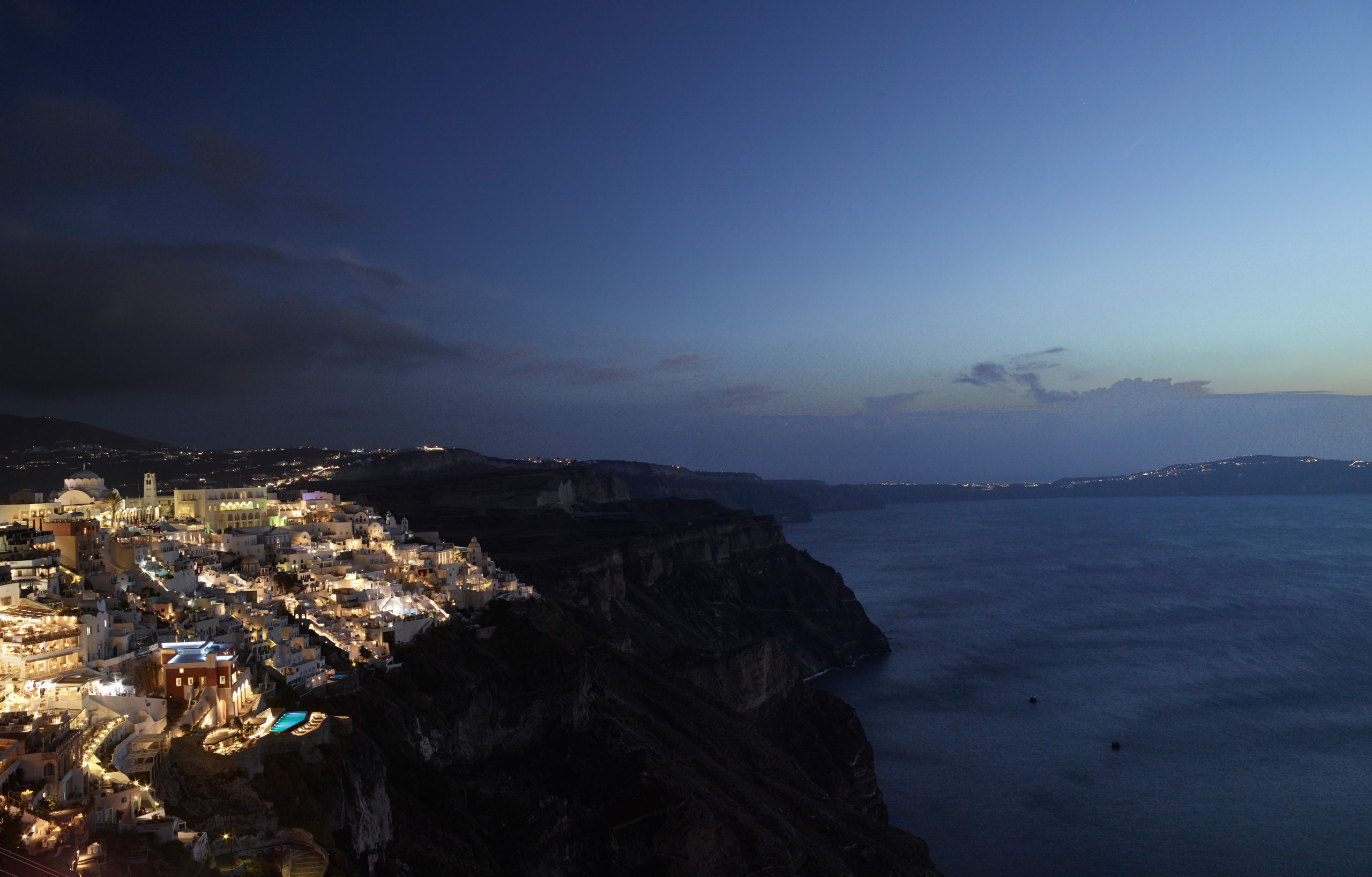 Villa Bordeaux Santorini 6