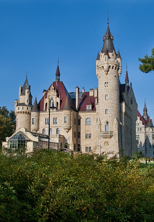 Zamek Moszna 1